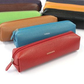 Estuche cuadrado en cuero personalizado