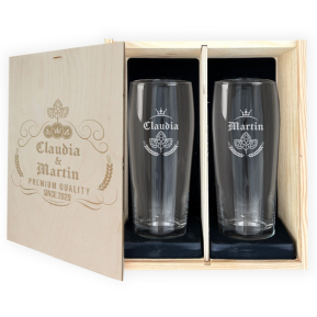 Caja con 2 vasos de cerveza con etiqueta personalizada