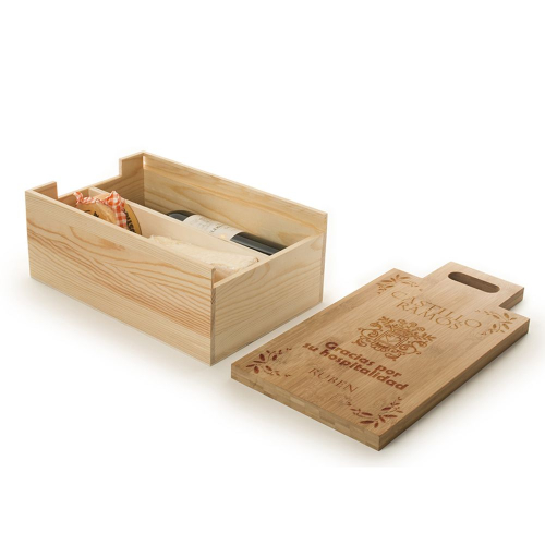 Caja de vino con tabla de cortar grabada