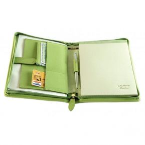 Portafolio A5 en cuero personalizado nombre