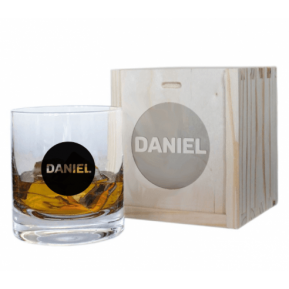 Vaso de whisky con nombre personalizado