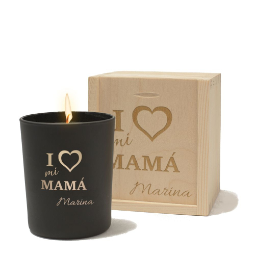 Vela mamá personalizada encendida