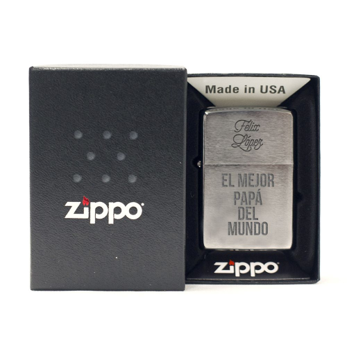 Encendedor Zippo personalizado con un nombre