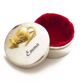 Caja de dientes del Ratón grabada Caja de dientes del Ratón grabada