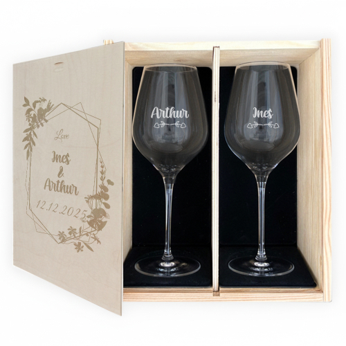 Cofre amor con 2 copas de vino personalizadas con la palabra Cofre amor con 2 copas de vino personalizadas con la palabra