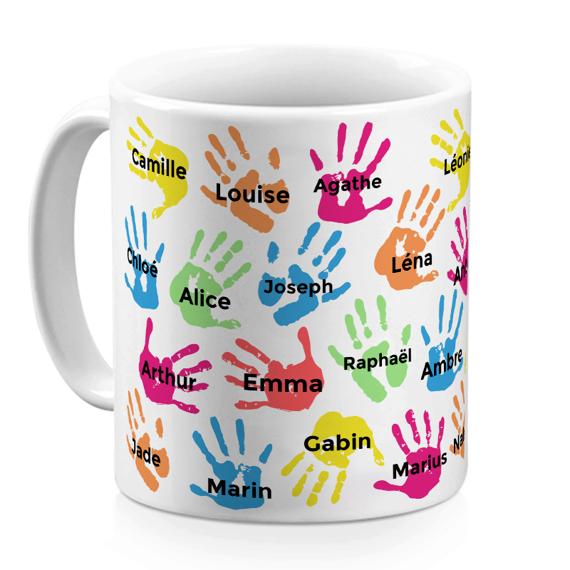 Taza personalizada con manos y nombres de alumnos